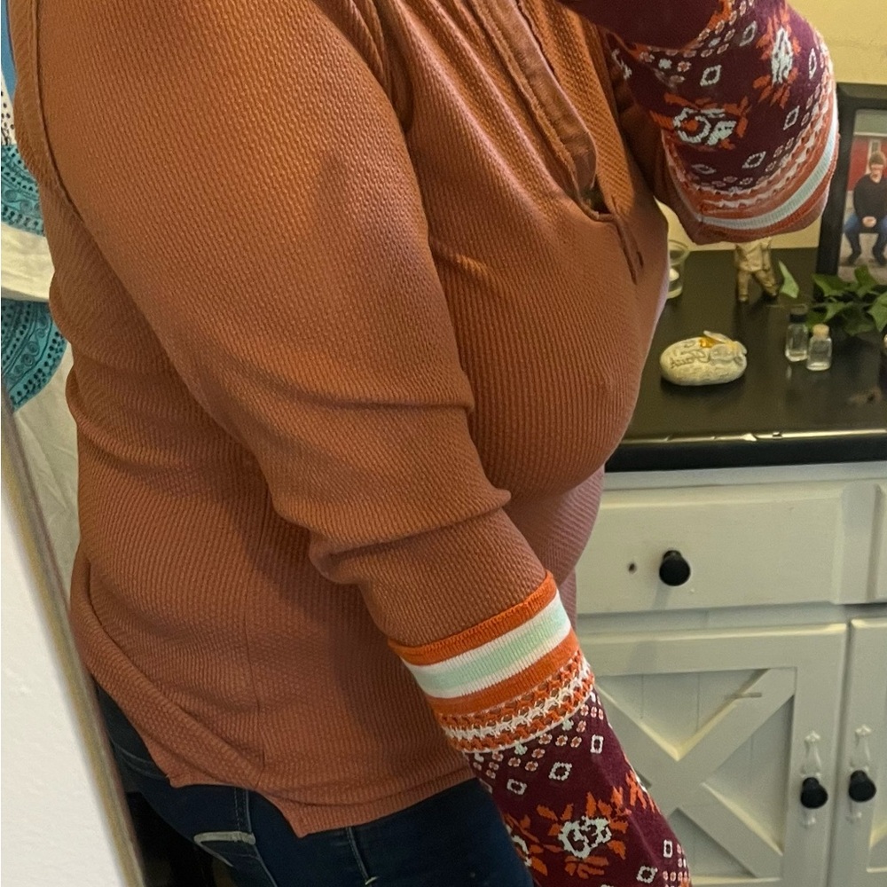 PRICE DROP Free People Rust Henley Top with Patterned Sleeves - Picture 4 of 9
